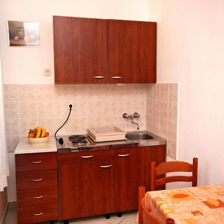 Apartments With A Parking Space Rovanjska, Paklenica - 6209 エクステリア 写真
