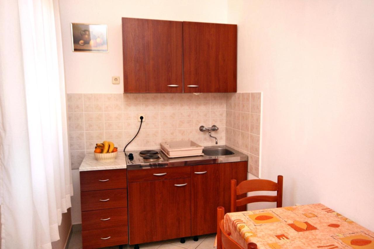 Apartments With A Parking Space Rovanjska, Paklenica - 6209 エクステリア 写真
